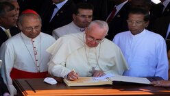 Papst Franziskus in Sri Lanka (dpa)