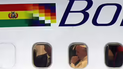 Im Anflug auf Bolivien (dpa)