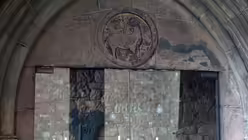 St. Annakirche: Letztes Mauerst&uuml;ck der alten St. Annakirche / &copy; Marcel Krombusch (DR)