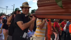 Prozession und Rosenkranzgebet / © Katharina Geiger (DR)