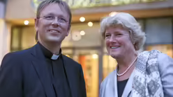 Sankt Michael-Jahresempfang: Pr&auml;lat J&uuml;sten und Kulturstaatsministerin Gr&uuml;tters (KNA)