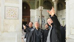 Erzbischof Schick beim Besuch der Damaszener Omaijadenmoschee (DBK)