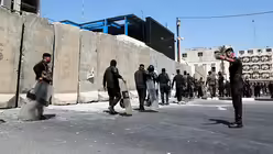 In Sadr City in Bagdad wurde 2007 eine Mauer von der US-Armee errichtet / &copy; Ahmed Jalil (dpa)