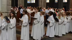 Sie d&uuml;rfen zum ersten Mal auf dem Chorpodest im s&uuml;dlichen Seitenschiff stehen  / &copy; Beatrice Tomasetti (DR)