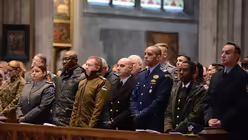 Sogar aus Burkina Faso, Brasilien, Uruguay, Estland und Serbien stammen Soldaten, die am Friedensgottesdienst teilnehmen.  / &copy; Beatrice Tomasetti (DR)
