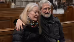 Sp&auml;tes Gl&uuml;ck und frisch verliebt: Angelika Weigelt und J&uuml;rgen Strauch / &copy; Beatrice Tomasetti (DR)