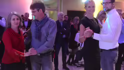 Tanzen ist Freude an Gemeinschaft und am Menschsein - so stand es in der Ausschreibung der Veranstaltung. / © Tomasetti (DR)