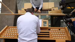 "Tastenschlacht" auf der Domplatte / &copy; Lea Br&uuml;ggemann (DR)