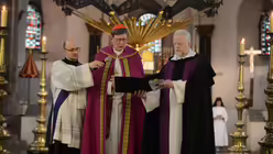 Tobias Wiegelmann, Beauftragter f&uuml;r das Erwachsenenkatechumenat, Kardinal Woelki und Pater Sebastian von Fides K&ouml;ln . / &copy; Beatrice Tomasetti (DR)