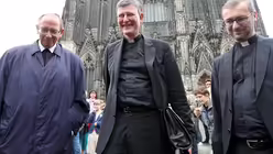 Vor dem Dom / © Boecker