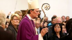 Kardinal Woelki bei Trauerfeier für Rupert Neudeck / © Oliver Berg (dpa)