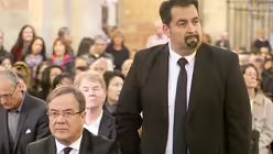 Armin Laschet und Aiman Mazyek / &copy; Oliver Berg (dpa)