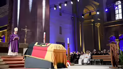 Trauerfeierlichkeiten f&uuml;r Altkanzler Kohl (dpa)