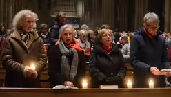 Unter den prominenten G&auml;sten ist auch Seelsorgeamtsleiterin Petra Dierkes und die ehemalige kfd-Bundesvorsitzende Maria Theresia Opladen / &copy; Beatrice Tomasetti (DR)