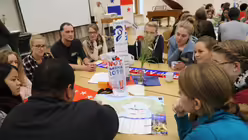 Noch Fragen an die Panameños? Vorbereitung auf den Weltjugendtag in Panama im Haus Altenberg / © André Grosser (DR)