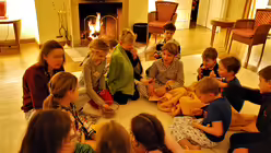 Vorleseabend am Kamin / © Küppers (DR)