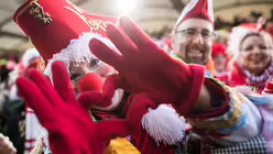 Weiberfastnacht (dpa)