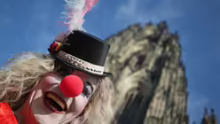 Weiberfastnacht (dpa)