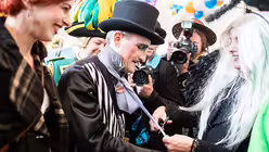 Weiberfastnacht (dpa)