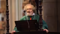 Weihbischof Steinhäuser bei der Predigt. / © Beatrice Tomasetti (DR)