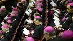 Bischöfe in der Synodenaula am 05.10.15 / © Cristian Gennari (KNA)