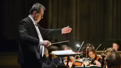 Winfried Krane hat die Domkantorei und die Domkapelle 1995 gegr&uuml;ndet. / &copy; Beatrice Tomasetti (DR)