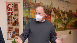 "Wir denken in unseren Weihnachtsgottesdiensten an Sie", versichert Msgr. Kleine den alten Menschen. / © Beatrice Tomasetti (DR)