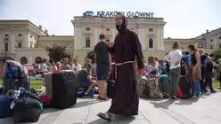 Ordensmann in Krakau / © Jacek Turczyk (dpa)