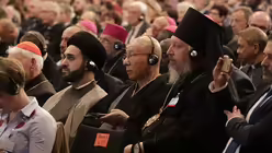 Zahlreiche internationale Gäste unterschiedlicher Religionen (Bistum Münster)